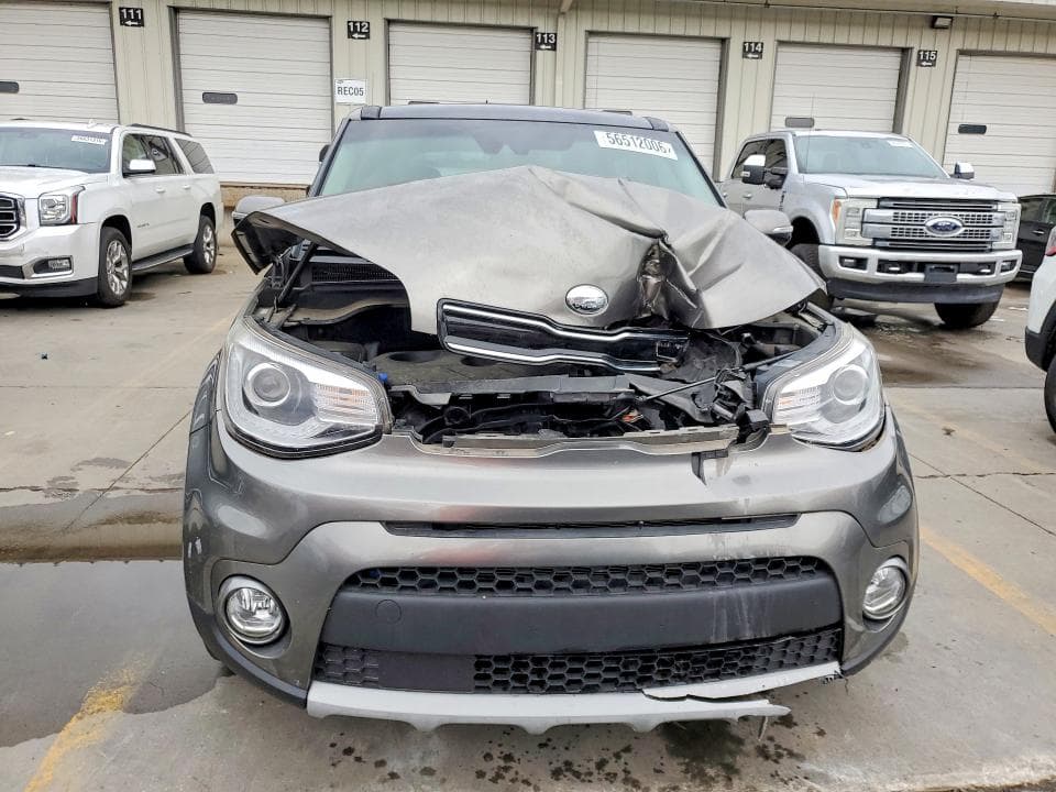 2019 KIA SOUL + 5