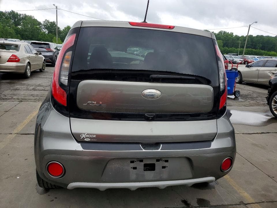 2019 KIA SOUL + 6