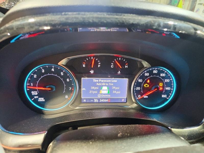 2023 CHEVROLET TRAVERSE LT LT 9