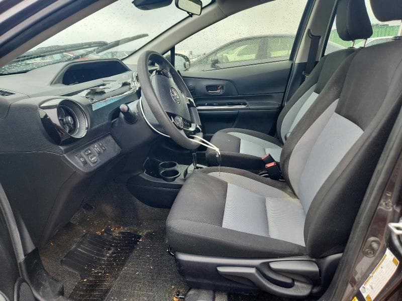 2019 TOYOTA PRIUS C L L 7