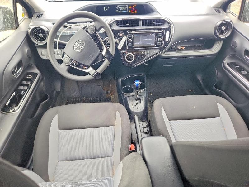 2019 TOYOTA PRIUS C L L 8
