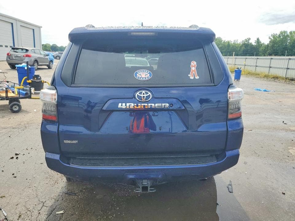 2019 TOYOTA 4RUNNER SR5 6