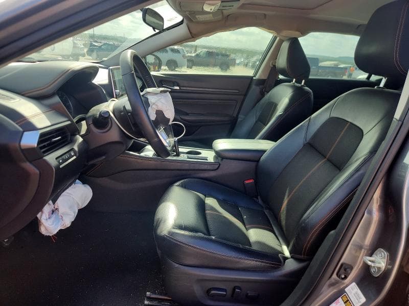 2019 NISSAN ALTIMA SR 7