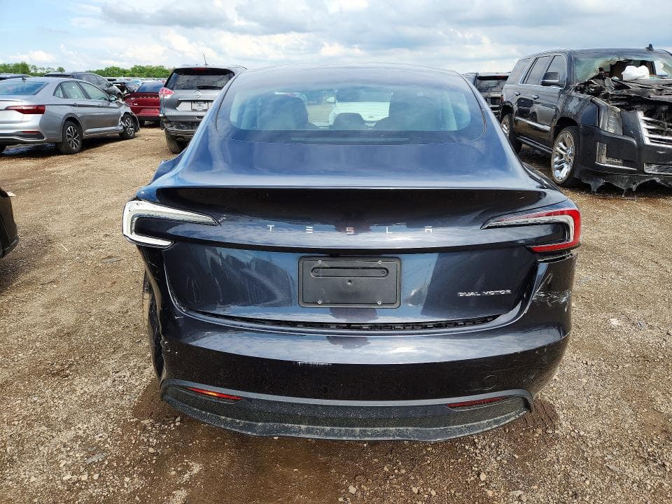 2024 TESLA MODEL 3 6