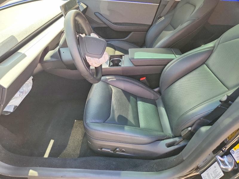 2025 TESLA MODEL 3 7