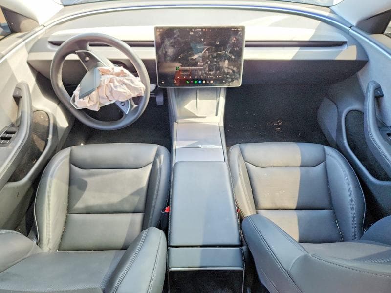 2025 TESLA MODEL 3 8