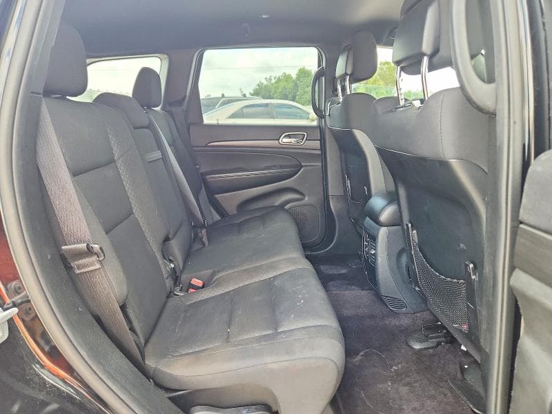 2018 JEEP GRAND CHEROKEE LAREDO 11