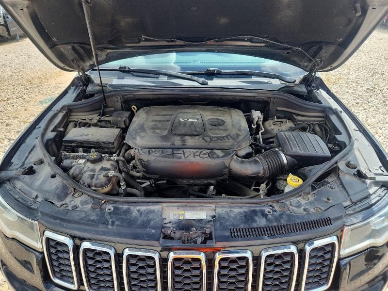 2018 JEEP GRAND CHEROKEE LAREDO 12