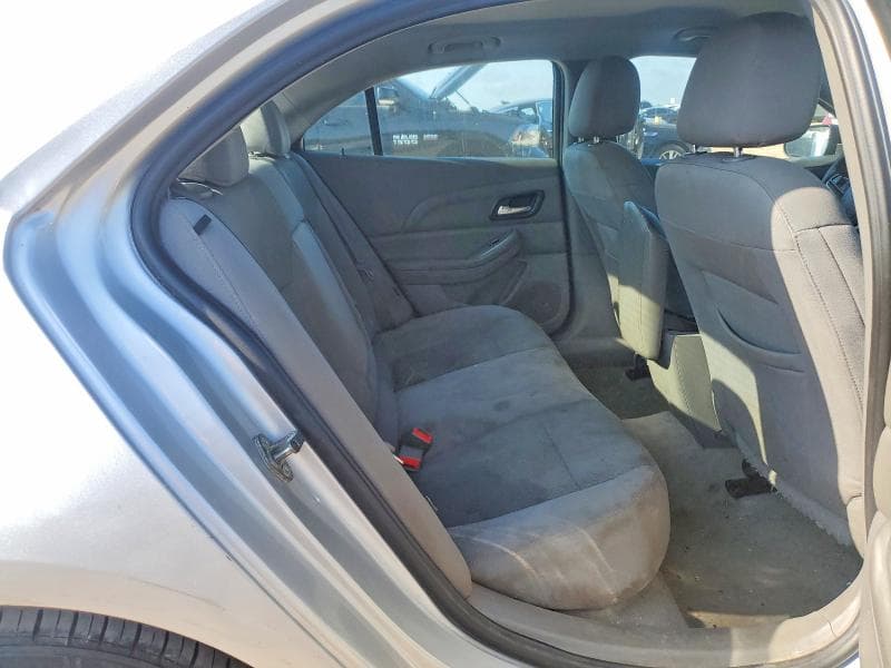 2016 CHEVROLET MALIBU 10