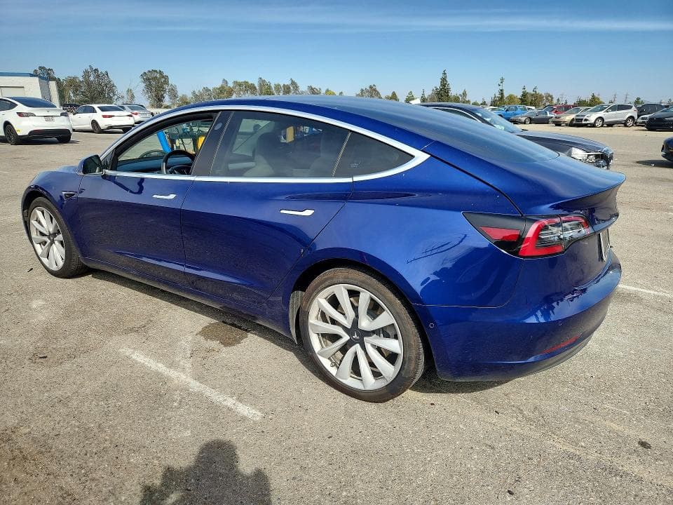2020 TESLA MODEL 3 2