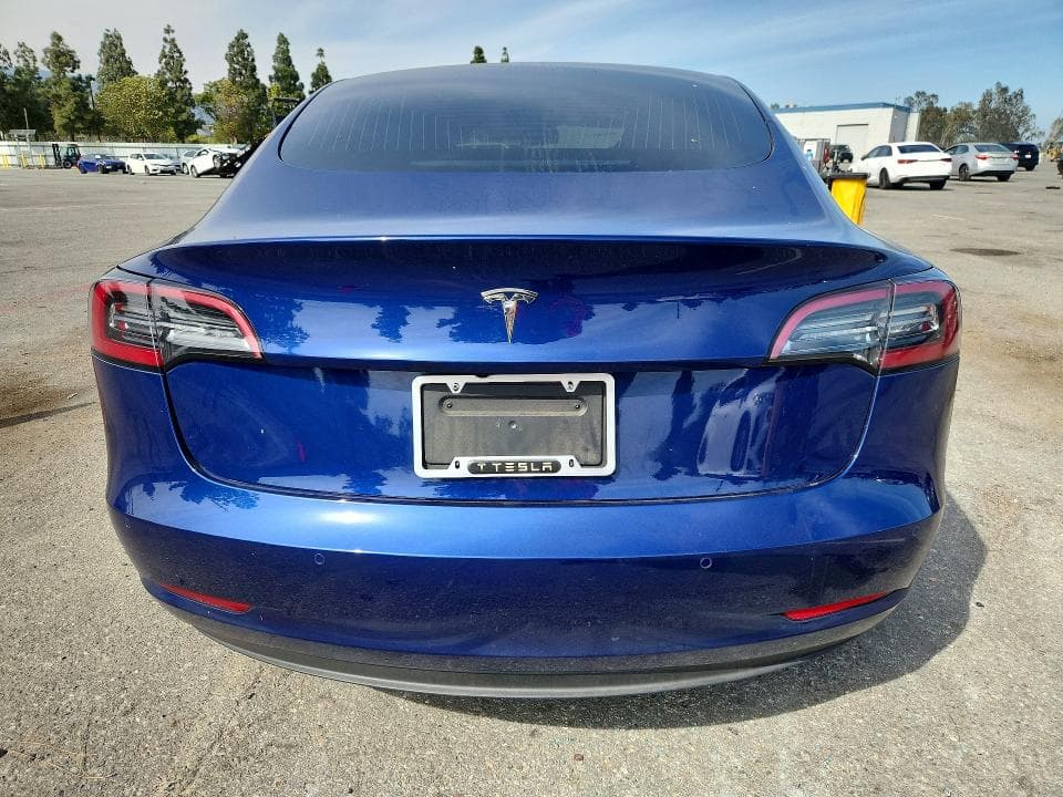 2020 TESLA MODEL 3 6