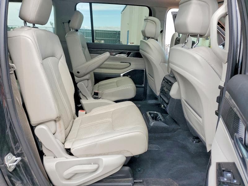 2022 JEEP WAGONEER SERIES III 11