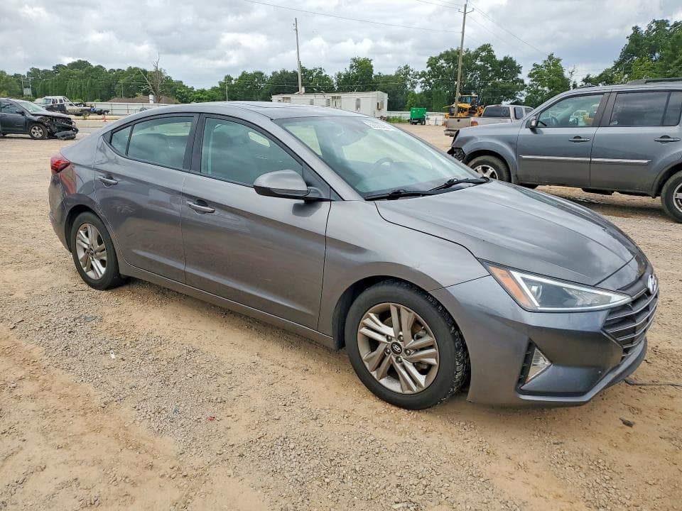 2020 HYUNDAI ELANTRA VALUE EDITION 4
