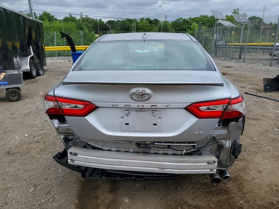 2019 TOYOTA CAMRY SE 6