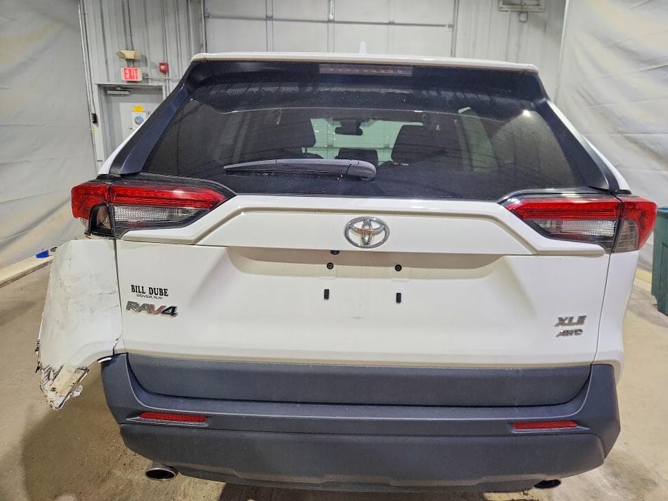 2023 TOYOTA RAV4 XLE XLE 6