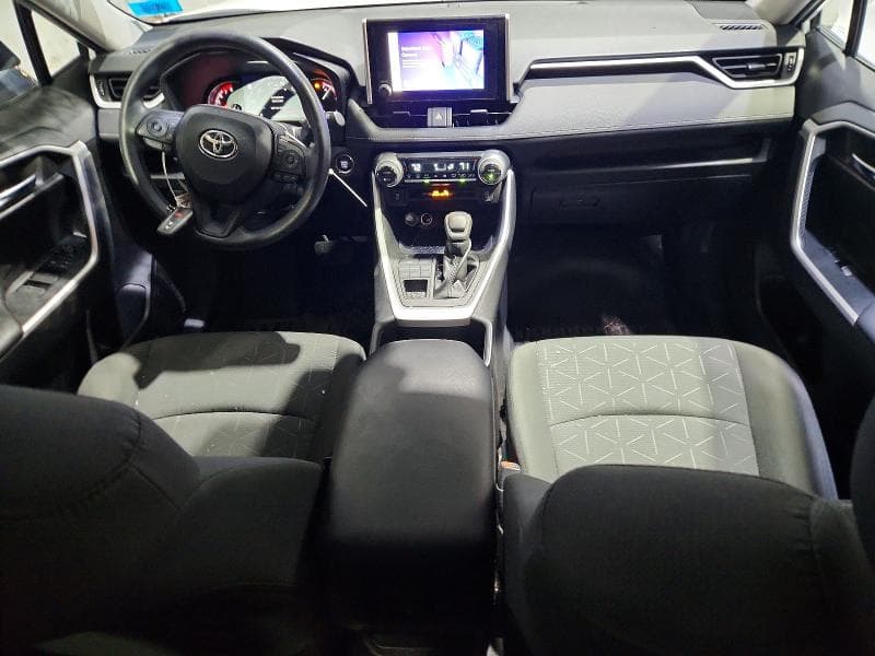 2023 TOYOTA RAV4 XLE XLE 8