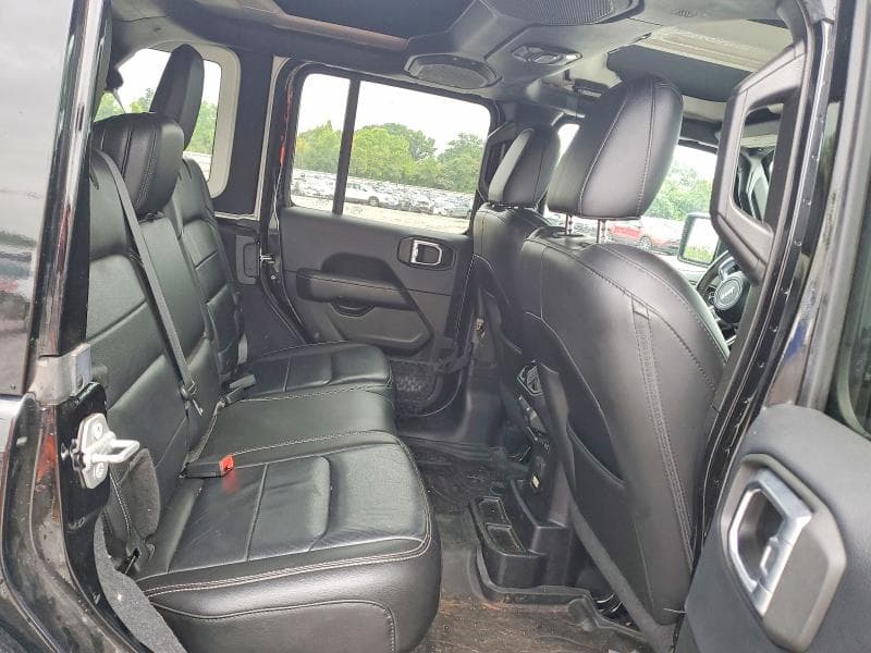 2018 JEEP WRANGLER UNLIMITED SAHARA 11