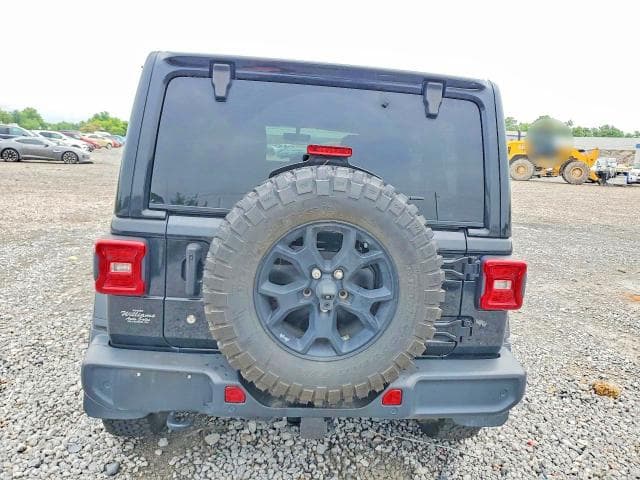 2018 JEEP WRANGLER UNLIMITED SAHARA 6