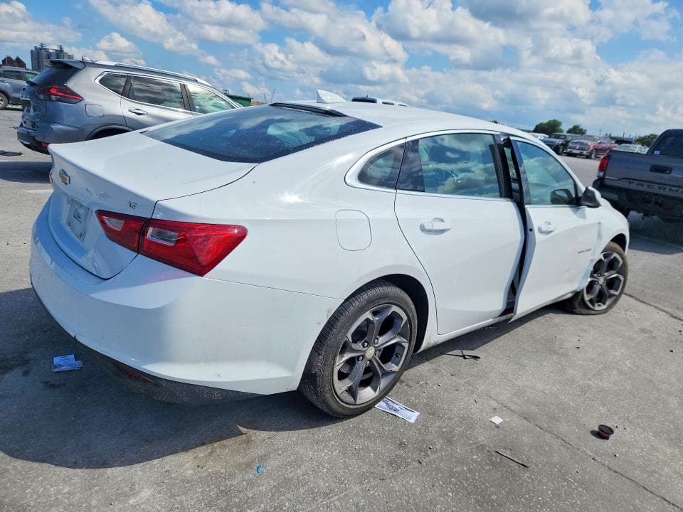2023 CHEVROLET MALIBU LT 3