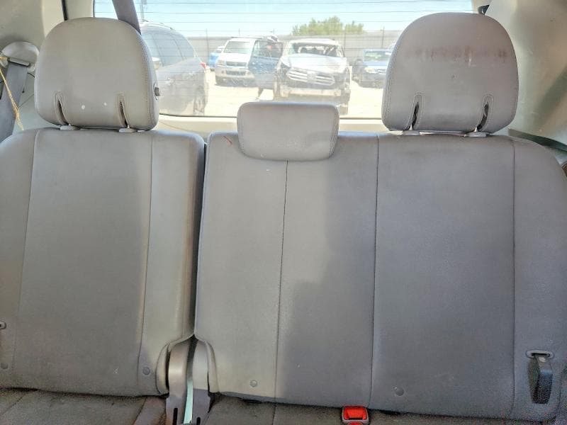 2017 TOYOTA SIENNA XLE 8-PASSENGER 10