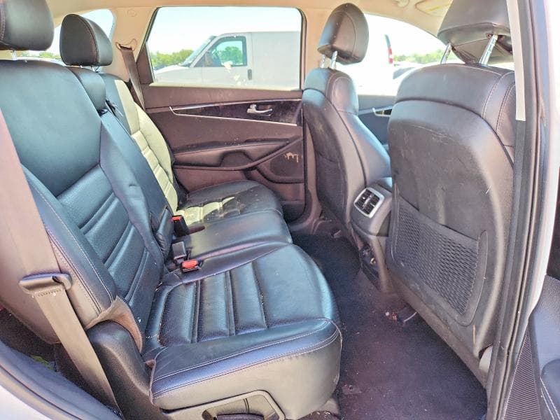 2017 KIA SORENTO LX LX 11