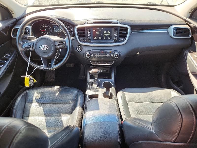 2017 KIA SORENTO LX LX 8