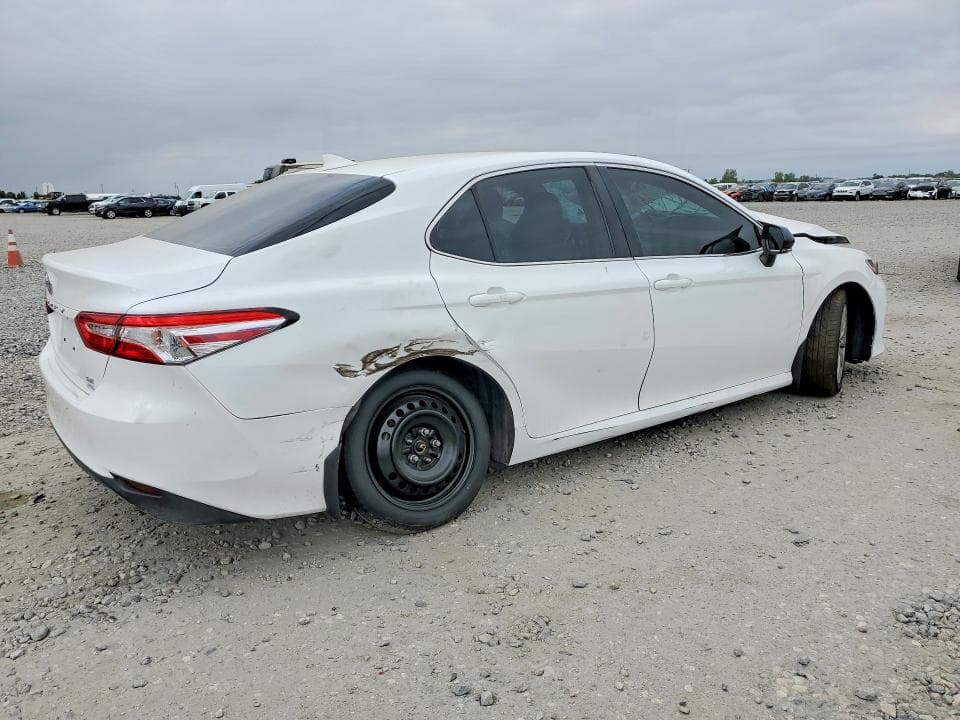 2020 TOYOTA CAMRY LE LE 3