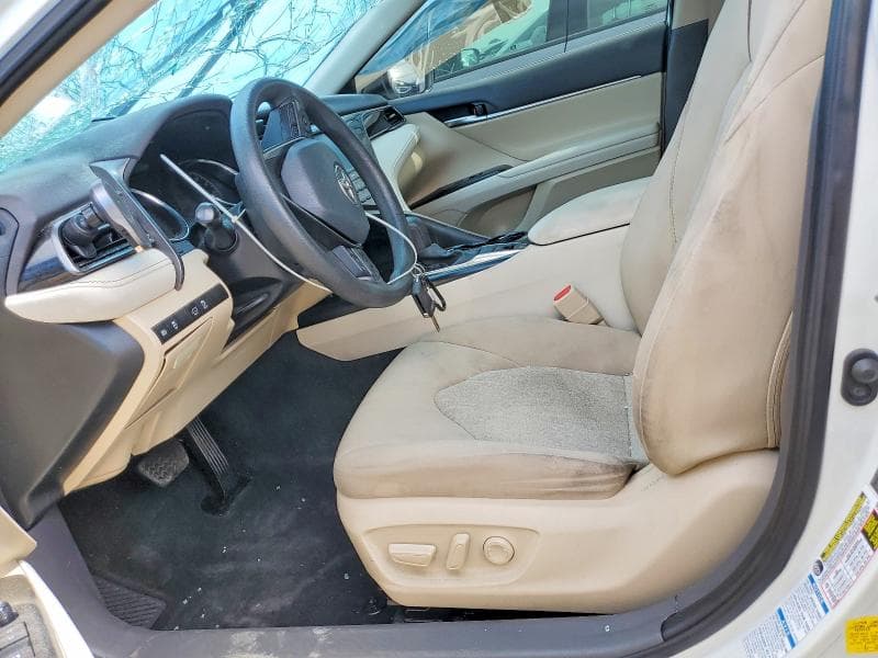 2020 TOYOTA CAMRY LE LE 7