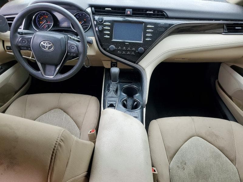 2020 TOYOTA CAMRY LE LE 8