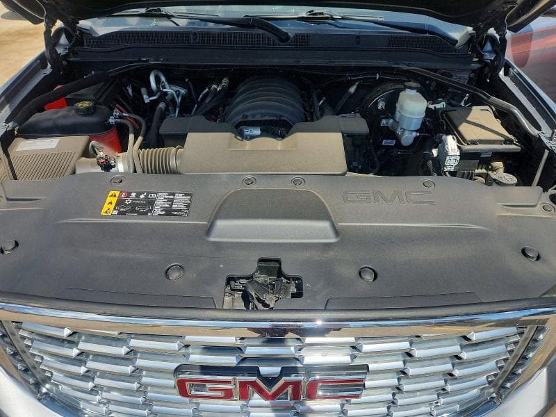 2019 GMC YUKON DENALI 12