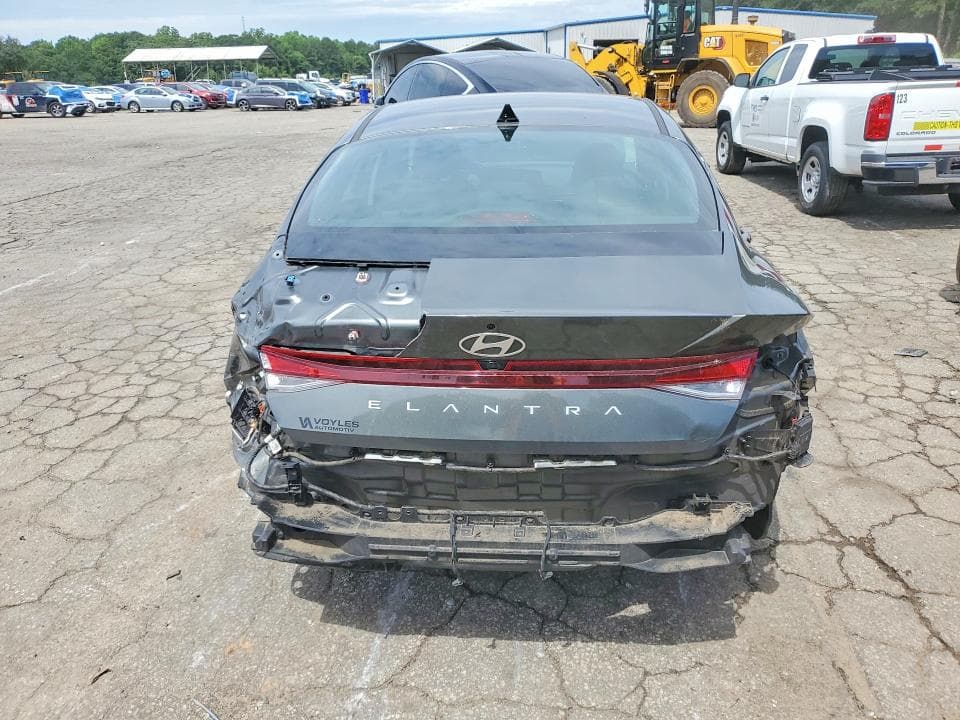 2024 HYUNDAI ELANTRA SEL 6