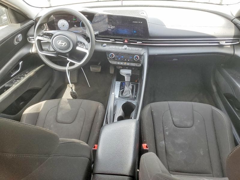 2024 HYUNDAI ELANTRA SEL 8