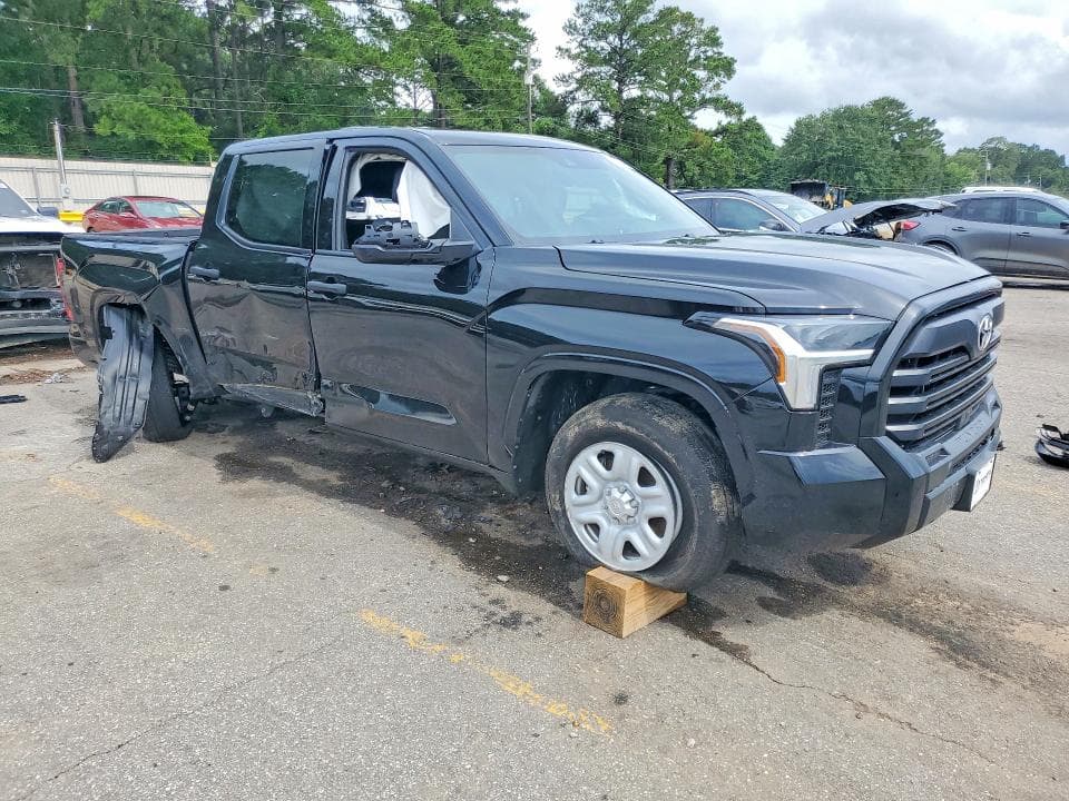 2026 TOYOTA TUNDRA SR SR 4