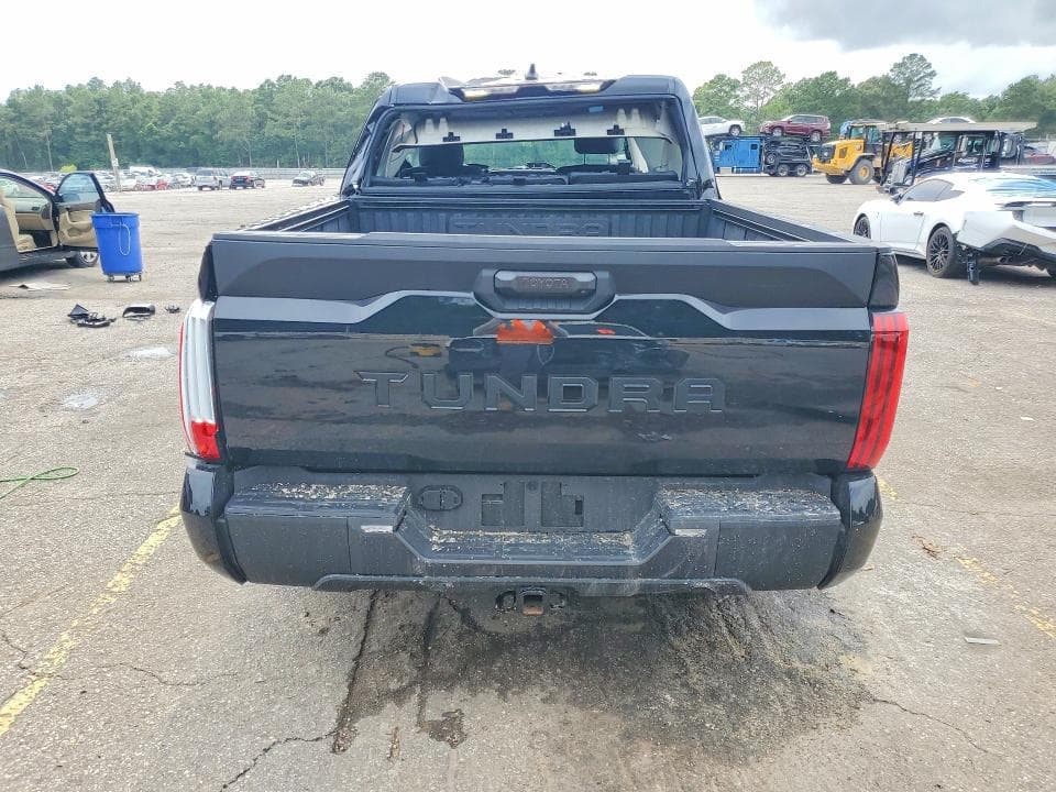 2026 TOYOTA TUNDRA SR SR 6