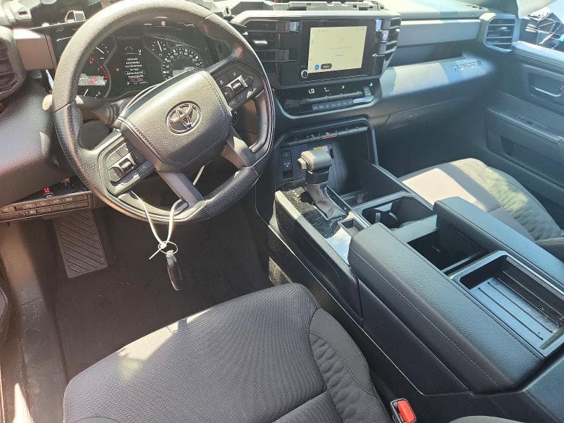 2026 TOYOTA TUNDRA SR SR 8