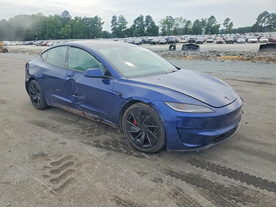 2024 TESLA MODEL 3 4