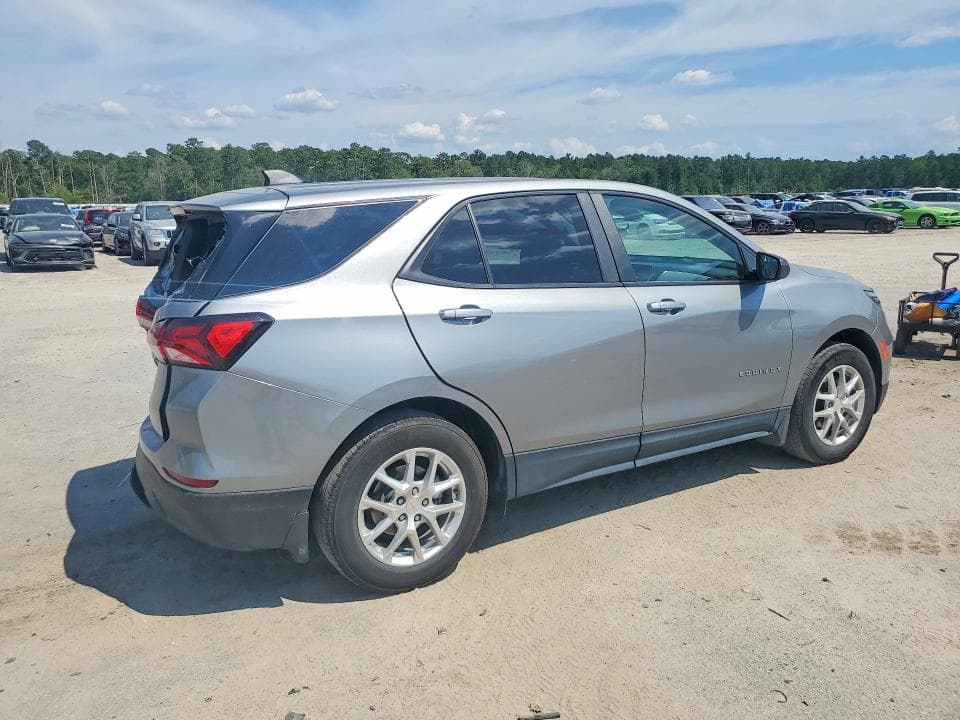 2024 CHEVROLET EQUINOX LS 3
