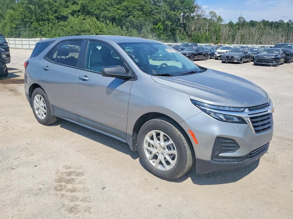 2024 CHEVROLET EQUINOX LS 4