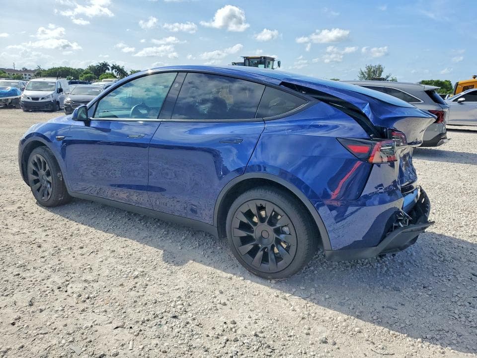 2023 TESLA MODEL Y 2