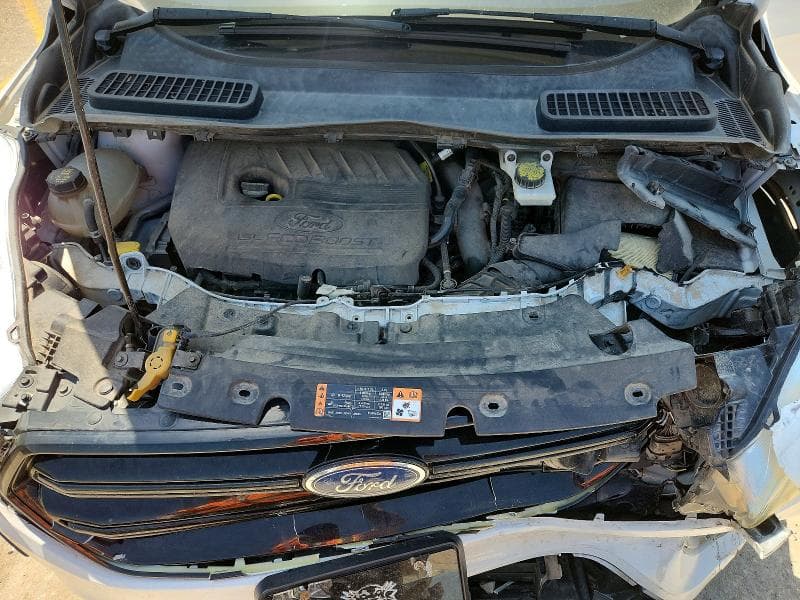 2017 FORD ESCAPE SE 12
