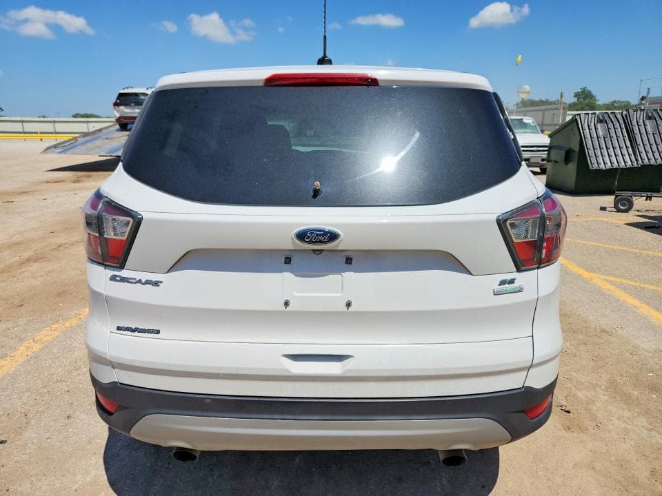 2017 FORD ESCAPE SE 6