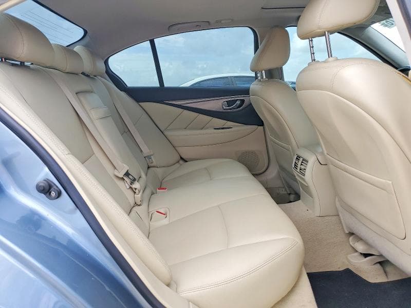 2016 INFINITI Q50 3.0T PREMIUM 3.0T PREMIUM 10