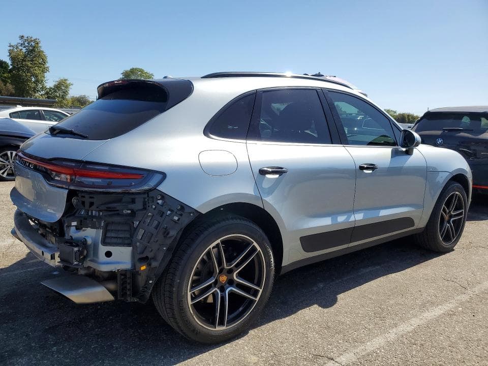 2021 PORSCHE MACAN 3