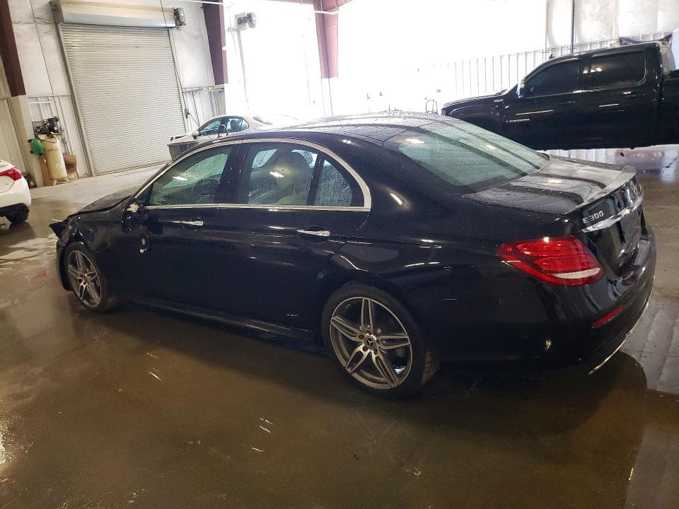 2018 MERCEDES-BENZ E 300 4MATIC 2