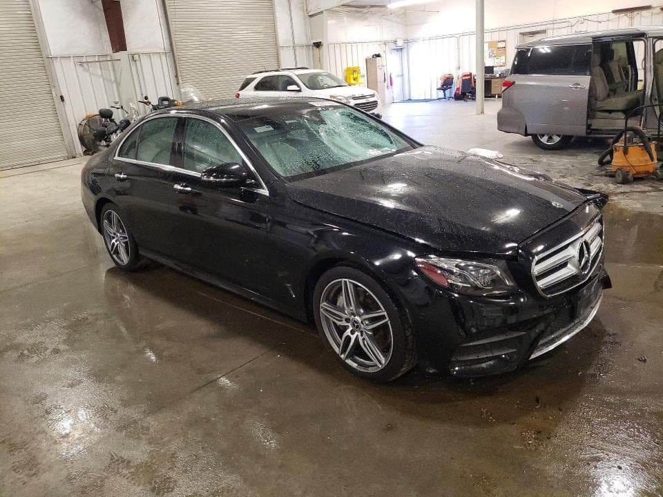 2018 MERCEDES-BENZ E 300 4MATIC 4