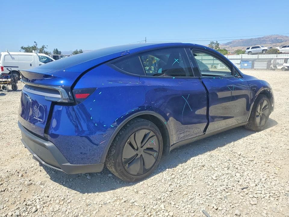 2026 TESLA MODEL Y 3
