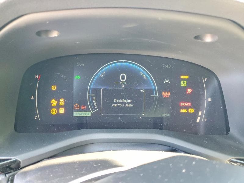 2025 TOYOTA CAMRY LE 9