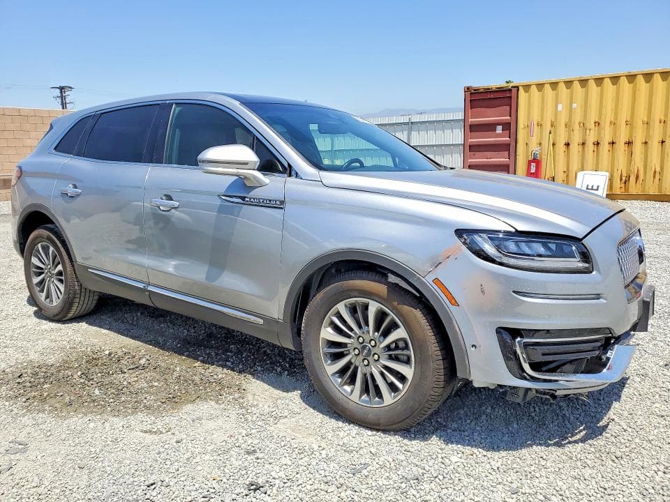 2020 LINCOLN NAUTILUS RESERVE 4
