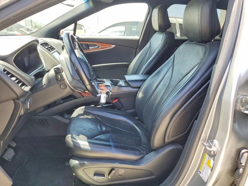 2020 LINCOLN NAUTILUS RESERVE 7