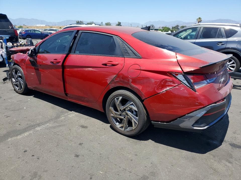 2025 HYUNDAI ELANTRA SEL SPORT 2